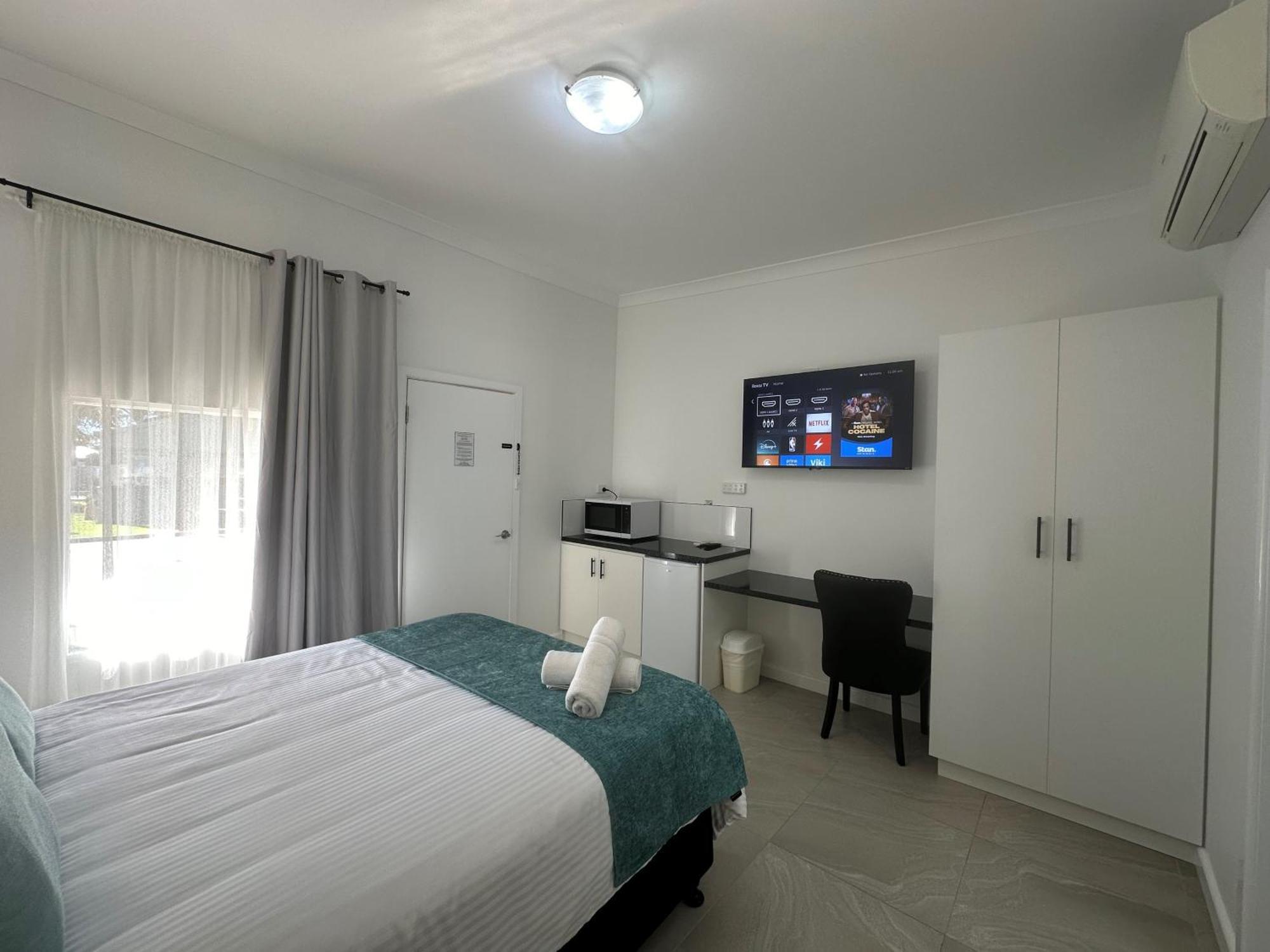 Mia Motel グリフィス エクステリア 写真