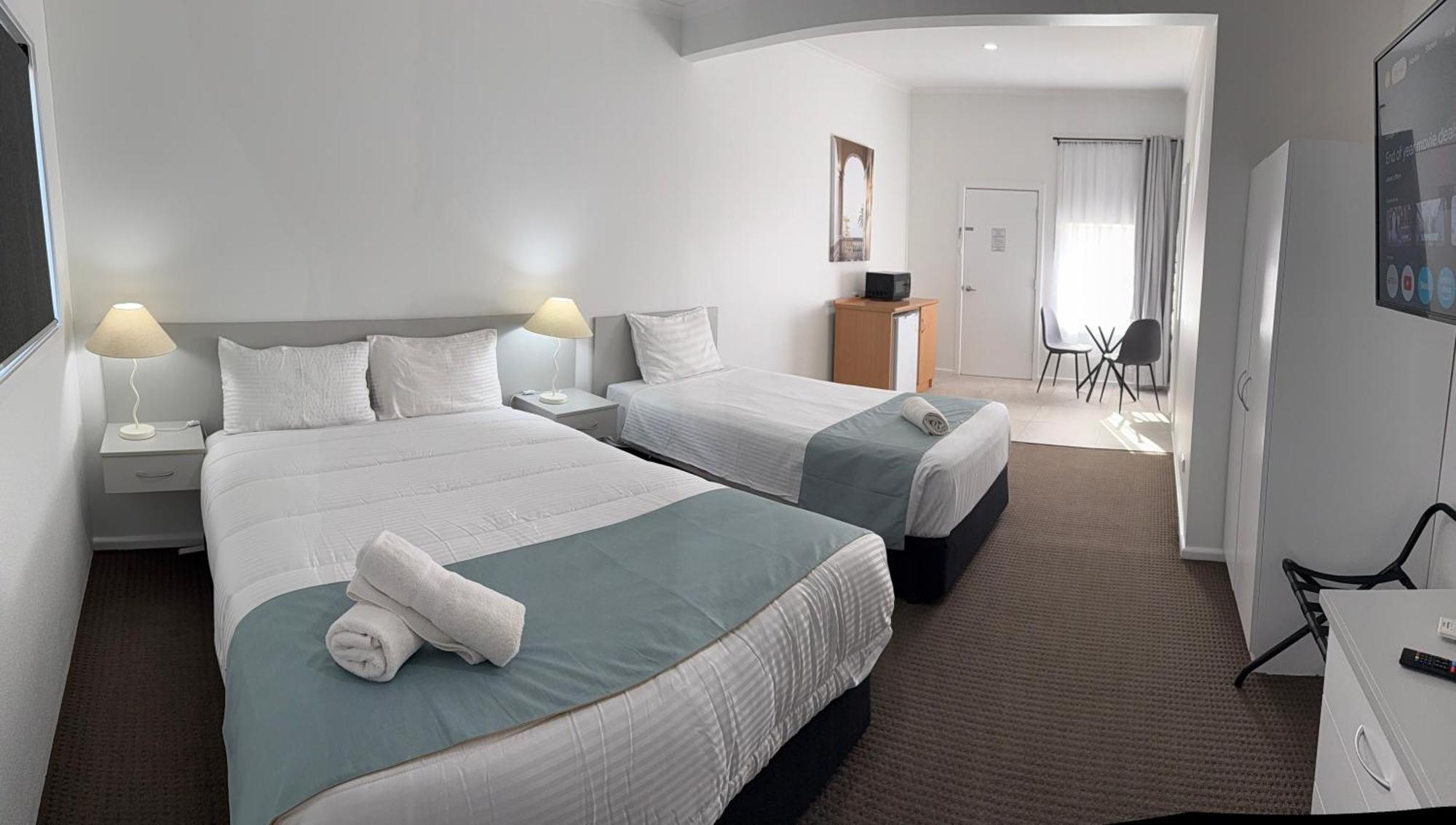 Mia Motel グリフィス エクステリア 写真