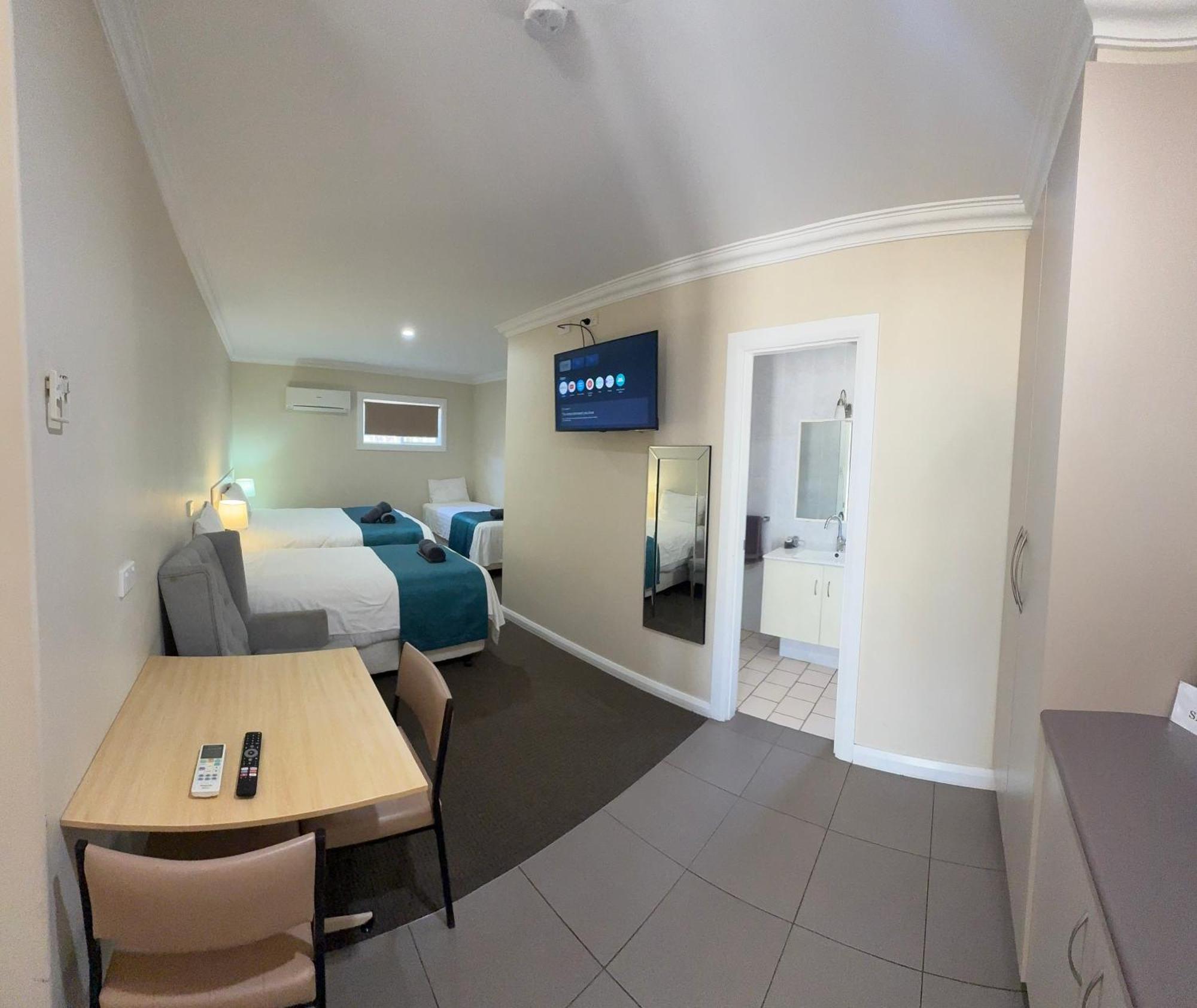 Mia Motel グリフィス エクステリア 写真