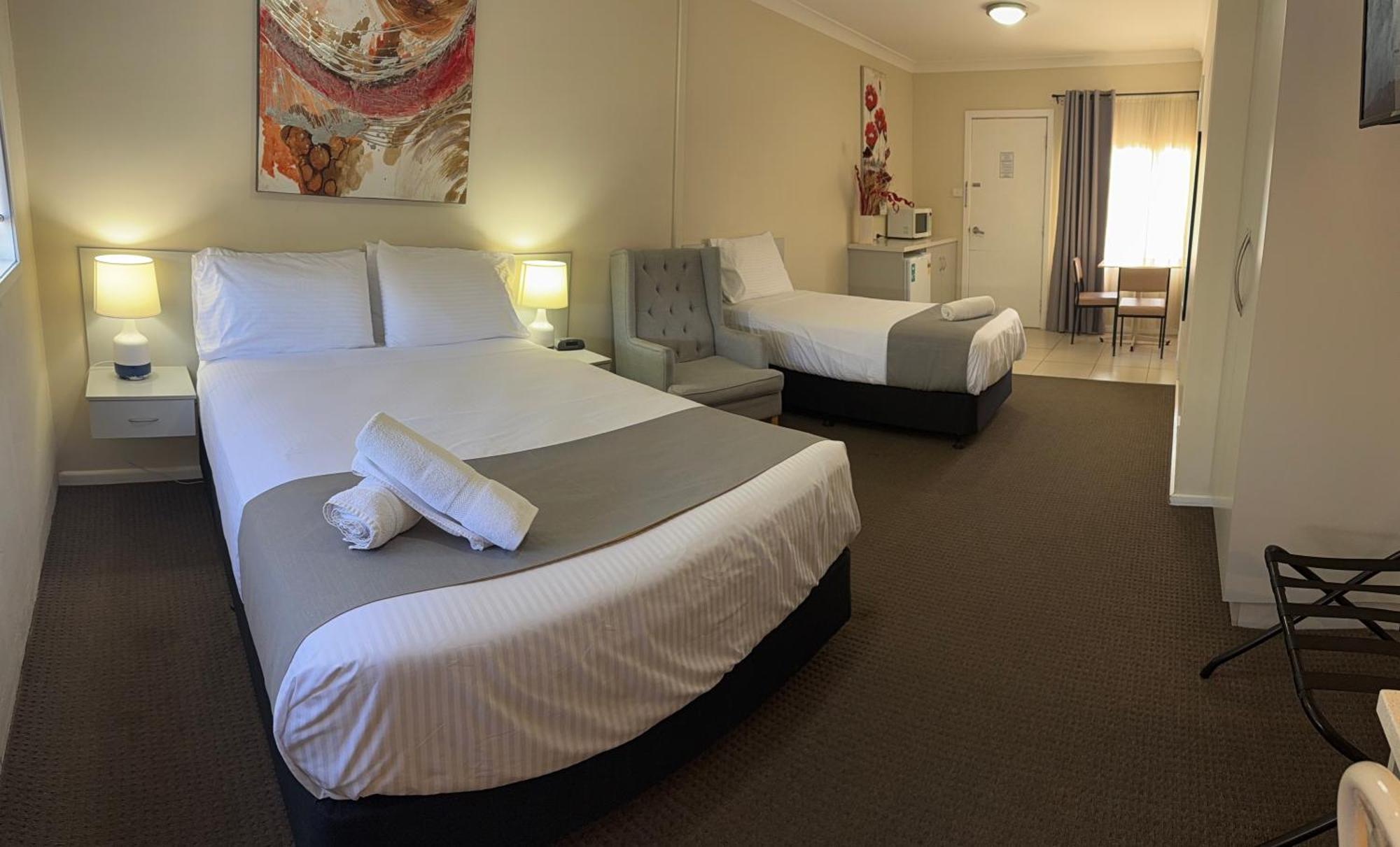 Mia Motel グリフィス エクステリア 写真